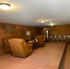 Двухэтажный каменный дом в Аштараке, 330 кв.м.