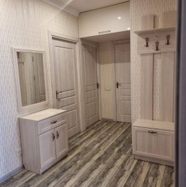 3-комн. квартира на ул. Зоравара Андраника в Малатия-Себастии, 74 кв.м., 4/9 этаж, высокие потолки