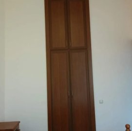 2-комн. квартира на ул. Туманяна в центре, 40 кв.м., предпоследний этаж, высокие потолки