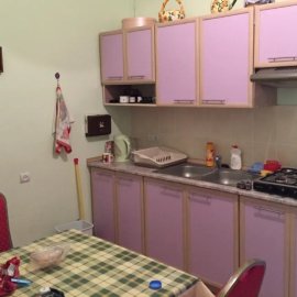 Трёхэтажный каменный дом, Арзакан в Арзакане, 330 кв.м., 3+ ванные, капитальный