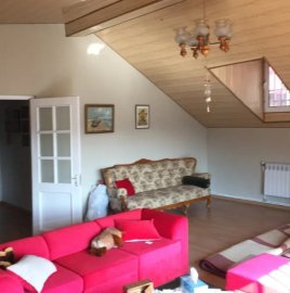 Трёхэтажный каменный дом, Арзакан в Арзакане, 330 кв.м., 3+ ванные, капитальный