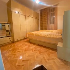 Одноэтажный каменный дом на ул. Лер Камсара в центре, 124 кв.м.