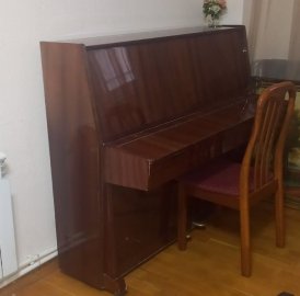 2-комн. квартира на пр. Маштоца в центре, 55 кв.м., 2/2 этаж, высокие потолки, каменное здание