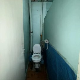 4-комн. квартира, улица в Арташате, 114 кв.м., предпоследний этаж, высокие потолки, каменное здание