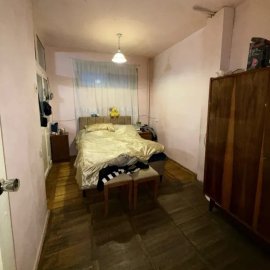 4-комн. квартира, улица в Арташате, 114 кв.м., предпоследний этаж, высокие потолки, каменное здание