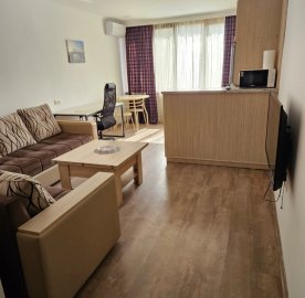 2-комн. квартира на ул. Сарьяна в центре, 50 кв.м., 2/7 этаж, евроремонт, каменное здание