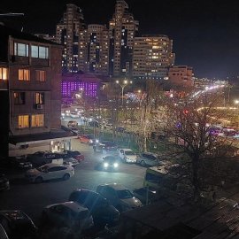 1-комн. квартира на ул. Атенка в центре, 45 кв.м.