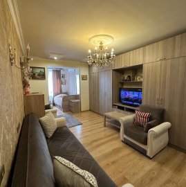 1-комн. квартира на ул. Атенка в центре, 45 кв.м.