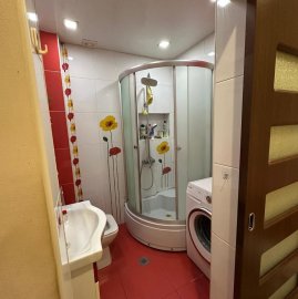 1-комн. квартира на ул. Атенка в центре, 45 кв.м.