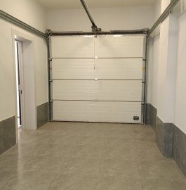 Двухэтажный дом на ул. Ачаряна в Аване, 190 кв.м., 3+ ванные, евроремонт