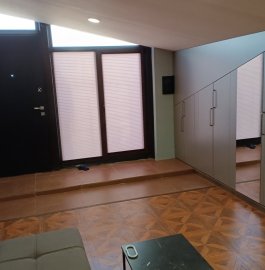 2-комн. квартира на ул. Овсепа Эмина в Арабкире, 50 кв.м., 2/2 этаж, высокие потолки