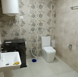 2-комн. квартира на ул. Овсепа Эмина в Арабкире, 50 кв.м., 2/2 этаж, высокие потолки