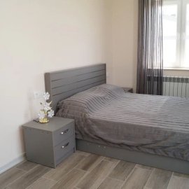 Двухэтажный каменный дом, улица Багреванда в Джрвеже, 200 кв.м., 2 ванные