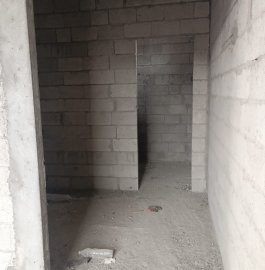 Трёхэтажный дом, улица Хачатура Абовяна в Ариндже, 280 кв.м., 3+ ванные