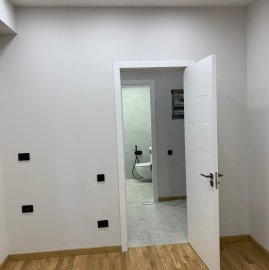 4-комн. квартира в новостройке в Малатия-Себастии, 96 кв.м., 2/16 этаж, 2 ванные, высокие потолки