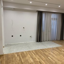 4-комн. квартира в новостройке в Малатия-Себастии, 96 кв.м., 2/16 этаж, 2 ванные, высокие потолки