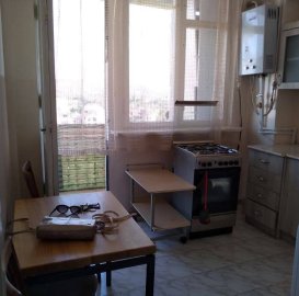 1-комн. квартира в Канакер-Зейтуне, 40 кв.м., предпоследний этаж, высокие потолки