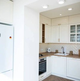 4-комн. квартира на пр. Азатутян в Арабкире, 116 кв.м., 2/5 этаж, 2 ванные,