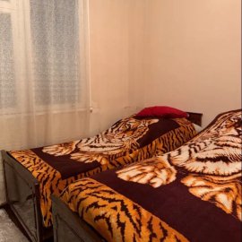 2-комн. квартира в Арабкире, 42 кв.м., предпоследний этаж, высокие потолки,