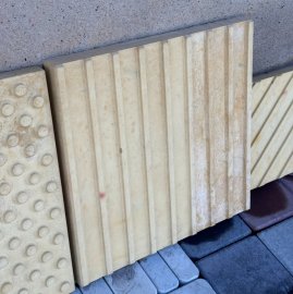 Սալիկ շոշափվող ուղղահայաց մեծ (վիբրոլիցք)