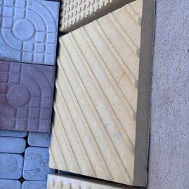 Սալիկ շոշափվող անկյունագծային մեծ (վիբրոլիցք)