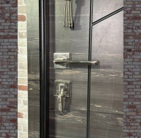 Մետաղյա մուտքի դուռ Veneer երկու փականով