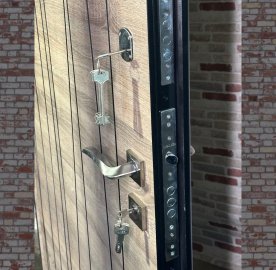 Մետաղյա մուտքի դուռ Dune երկու փականով