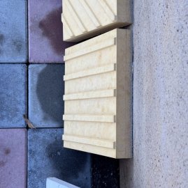 Սալիկ շոշափվող ուղղահայաց փոքր (վիբրոլիցք)