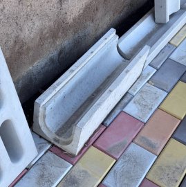 Ջրահեռացում բետոնից ճաղավանդակով