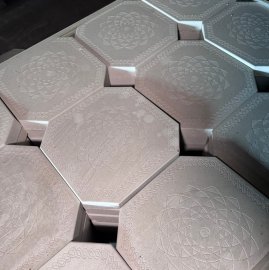 Սալիկ Էքսկլյուզիվ, նաև գունավոր (վիբրոլիցք)