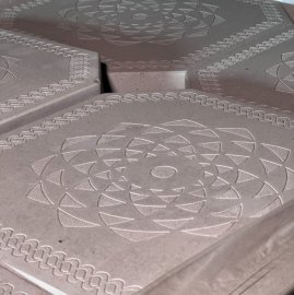 Սալիկ Էքսկլյուզիվ, նաև գունավոր (վիբրոլիցք)