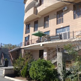 Многофункциональная недвижимость на ул. Айрика Мур