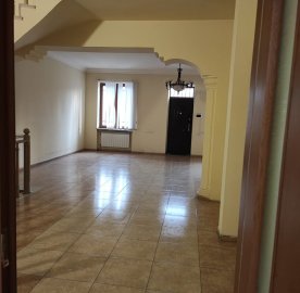  Многофункциональная недвижимость на ул. Бабаяна, 300 кв.м.