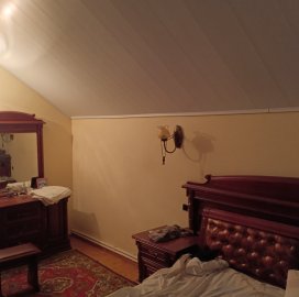 Трёхэтажный каменный дом на ул. Тигран Петросян в Дзорахбюре, 205 кв.м., 2 ванные