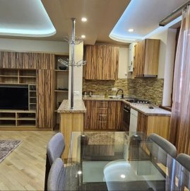 2-комн. квартира на ул. Авета Аветисяна в Арабкире, 50 кв.м., 5/8 этаж, капитальный ремонт