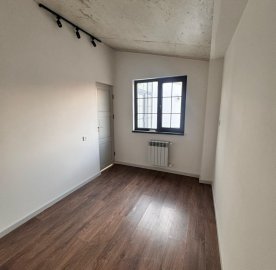 3-комн. квартира в новостройке на ул. Дуряна в Норк-Мараш, 70 кв.м., высокие потолки