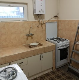 Одноэтажный каменный дом, улица Нор Ареша в Эребуни, 50 кв.м., капитальный ремонт