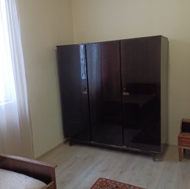 Одноэтажный каменный дом, улица Нор Ареша в Эребуни, 50 кв.м., капитальный ремонт