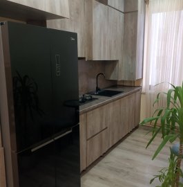 3-комн. квартира, квартал Давташен в Давташене, 75 кв.м., 8/11 этаж, высокие потолки