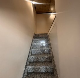 3-комн. квартира в новостройке на ул. Дуряна в Норк-Мараш, 63 кв.м., высокие потолки