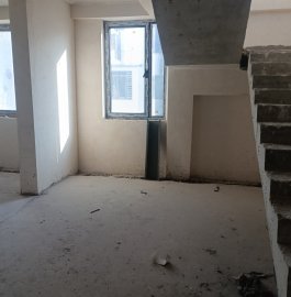 Просторная 4-комн. квартира в новостройке на ул. Ачаряна в Аване, 240 кв.м., 2 ванные