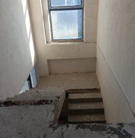 Просторная 4-комн. квартира в новостройке на ул. Ачаряна в Аване, 240 кв.м., 2 ванные